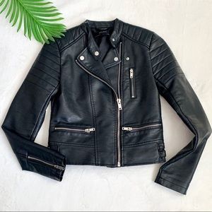 ZARA Cute and edgy vegan leather moto jacket